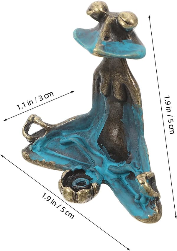 Incense Holder Sitting Frog Figurine Copper Unique Frog Design Aromatic Atmosphere