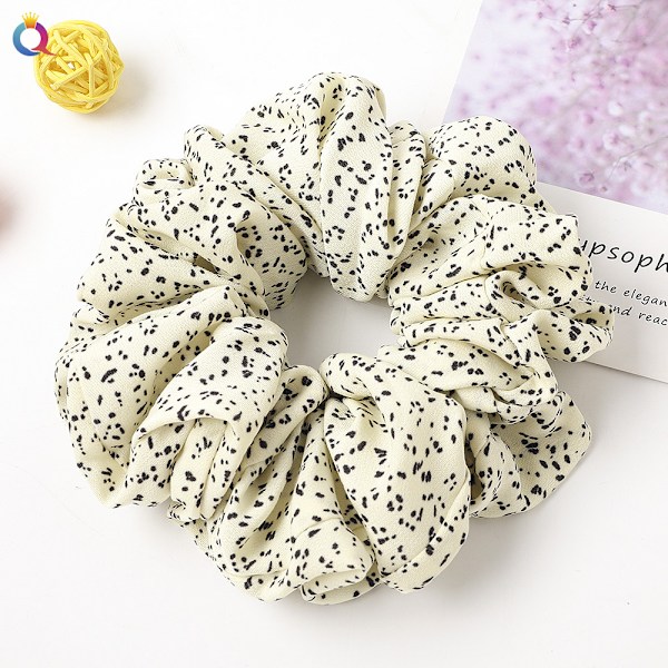 Store Satin Scrunchies  Silke Oversize Scrunchie til Tykt langt Hår Scrunchie Bobbles Hårelastikker Jumbo til Kvinder Piger（4p