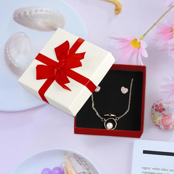 Cardboard Jewelry Boxes, 9*9*4cm Jewelry Packaging Gift Boxes, Small Square Gift Boxes