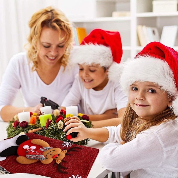 4 st. julstrumpor, julgranhängande dekoration, julstrumpa hängande presentpåse godis, presentpåse för godis, kex, choklad