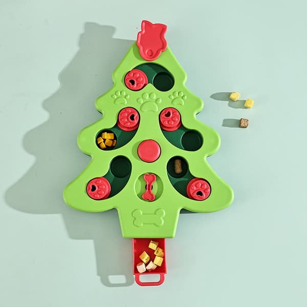 Interactive Christmas Tree Shaped Dog Slow Feeder Toy (26x34x4.5cm).