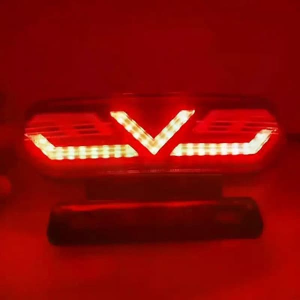 Motorcycle Taillight LED Motorcycle Brake Light ATV Taillight Motorcycle Stop Turn Signal Indicator Blinker