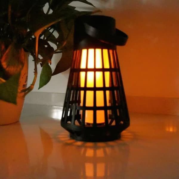 4-pack Solar Garden Lights - Waterproof LED Torch Lanterns for Garden, Path, Patio