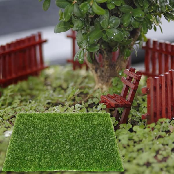 Artificial Moss Decorative Mat Green PVC Portable No Maintenance Needed Landscaping Decorative