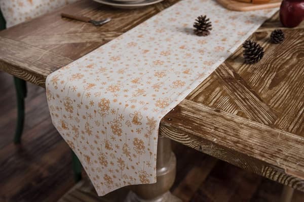 Christmas Tree Pattern Cotton and Linen Table Runner, Modern Dec