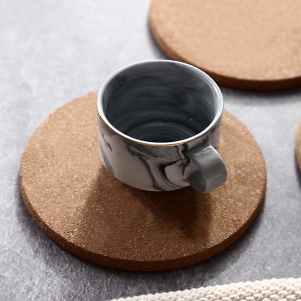 4 stk. korkunderlag til tallerkener, gryder, pander og planter, 7,4\" diameter, varmebestandige korkunderlag til gryder og panderBrun