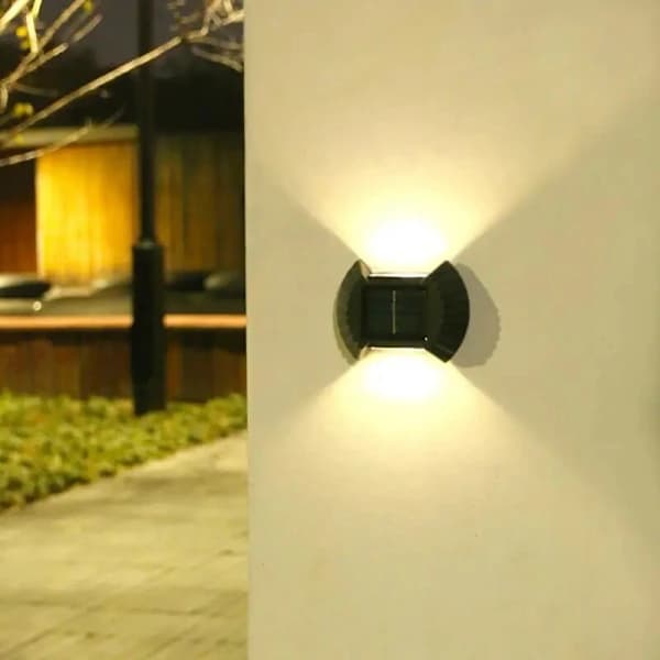 3-pakke solcellelamper for utendørs bruk, vegglamper, solcelle hagebelysning, 300mA solcellepanellamper for hage, sti og gjerde