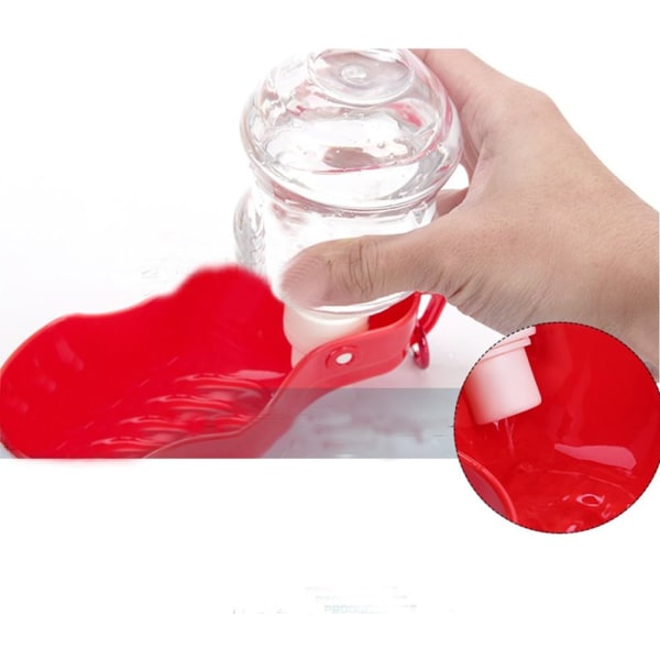 500ml Bærbar Hundevanddispenser Reisedrikkeflaske med Krok Flaske med Drikkeapparat for Hund Valp Katt Kanin Marsvin og Andre