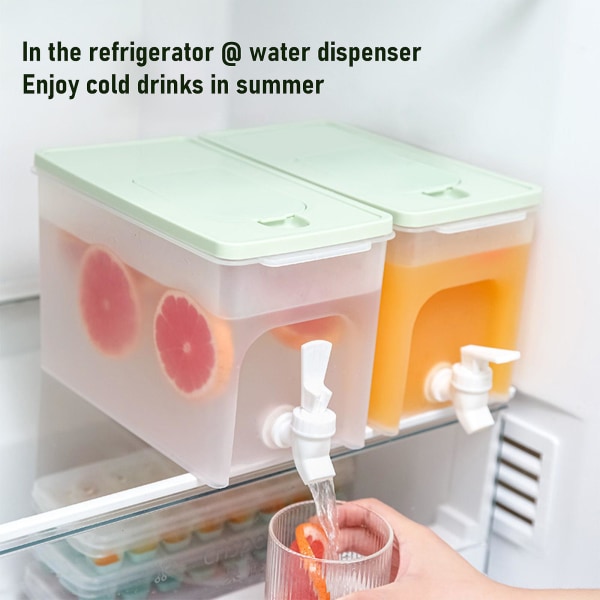 4 litran kylmäkeitin hanasuodattimella jääkaapissa, suuri säilytystila hedelmämehu-annostelijalle W Green