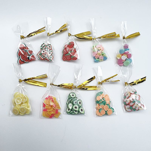 20 kpl Hedelmäkoriste Nukkekoti Ruokatarvikkeet Miniatyyri Makeiset Leikki Dessert Leikki Mini Talolle 4.5x2x2cm
