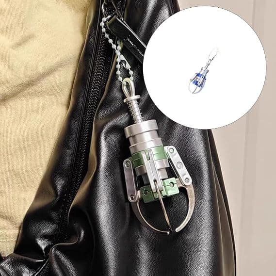 Creative Mini Claw Keychain (Random Color)