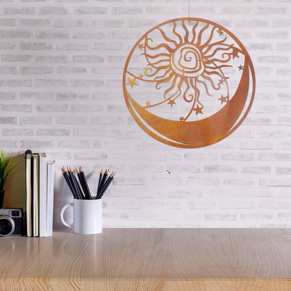 Iron and Lovely Wall Sculpture with Fine Workmanship Sun-shaped Iron Art Decoration