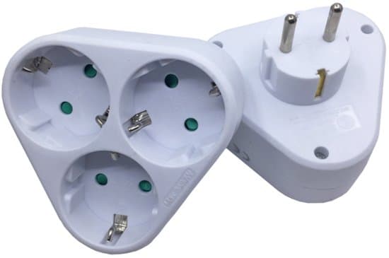 Triple safety socket, standard, surface-mounted version, arctic white