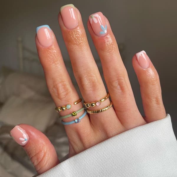 Square False Nails, Multi-color Wavy White Love Design, 24 Pieces