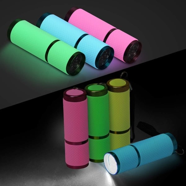 9 Självlysande LED-ficklampor, 4-pack små gummerade F