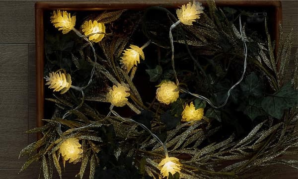 10 LED juletræskogle lyskæde – Perfekt jul