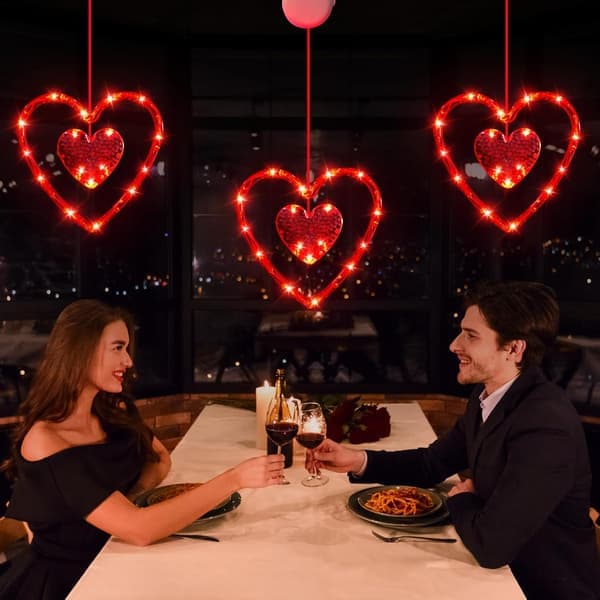 Valentine's Day Window Lights 3-Pack Timer Battery Hanging Heart Silhouette Suction Cup [Ho]