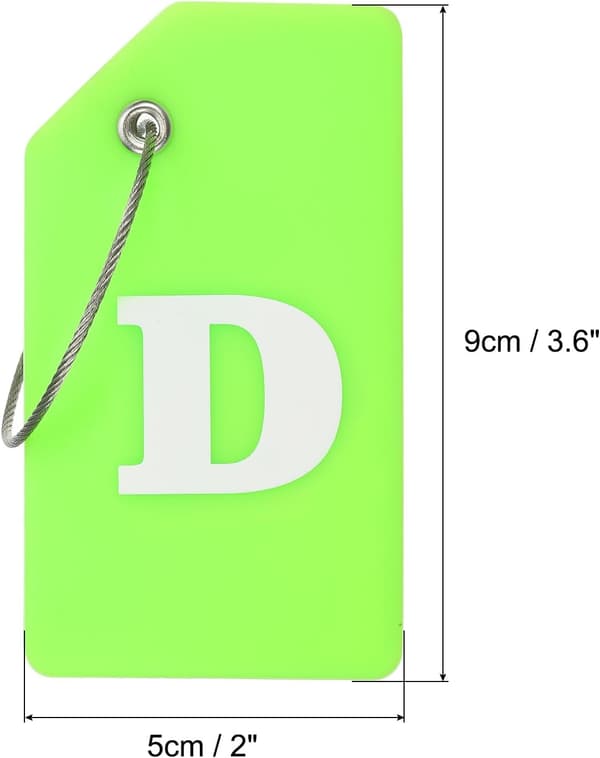 2 st bagagelappar i silikon 3,6\"x2\" med initialbokstaven D, grön