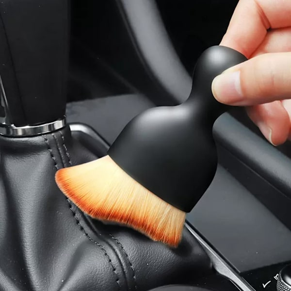 Auton sisätilan puhdistusharja, erittäin pehmeä auton pölyharja, auton sisätilan yksityiskohtien harja kojelautaa varten (2 kpl, keltainen)
