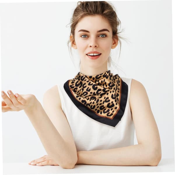 Leopard Scarf Lightweight Scarf for Women Versatile Scarf Gift