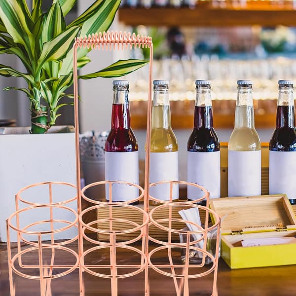 Six Beer Cans at a Time Portable Wine Basket Iron Wire Wine Storage Rack