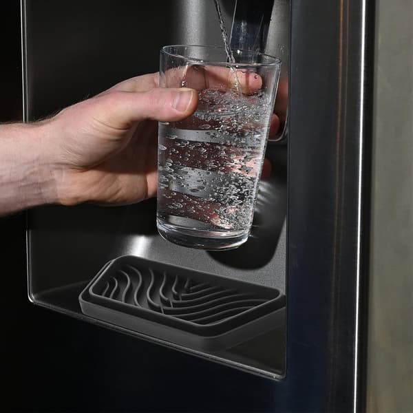 Vanndispenser dryppbrett i silikon for kjøleskap Vanndispenser dryppfanger Enkel design Enkel å bruke Svart