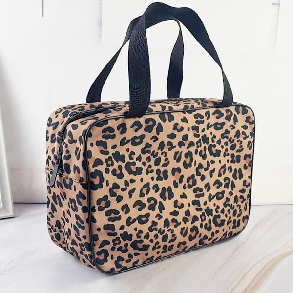 Stor og brugbar makeuptaske til kvinder