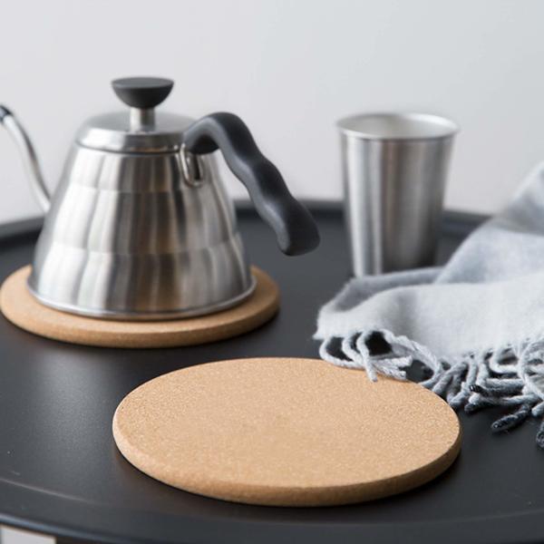 4 stk. korkunderlag til tallerkener, gryder, pander og planter, 7,4\" diameter, varmebestandige korkunderlag til gryder og panderBrun