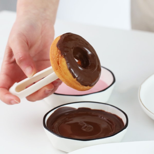 Gör-det-själv Form Plast Donut Kakmakare Form Kök Bageritillbehör Bröd Cookie Cutter Dekorationsverktyg