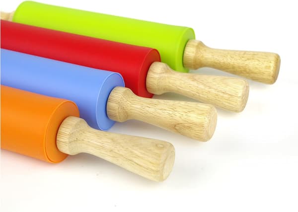 Silicone Rolling Pin, Non-Stick Surface, Wooden Handle (38 cm)