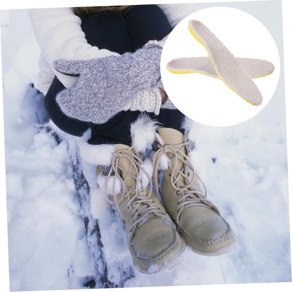 Warm insoles for winter Thickened lamb wool shoe inserts to keep feet cold