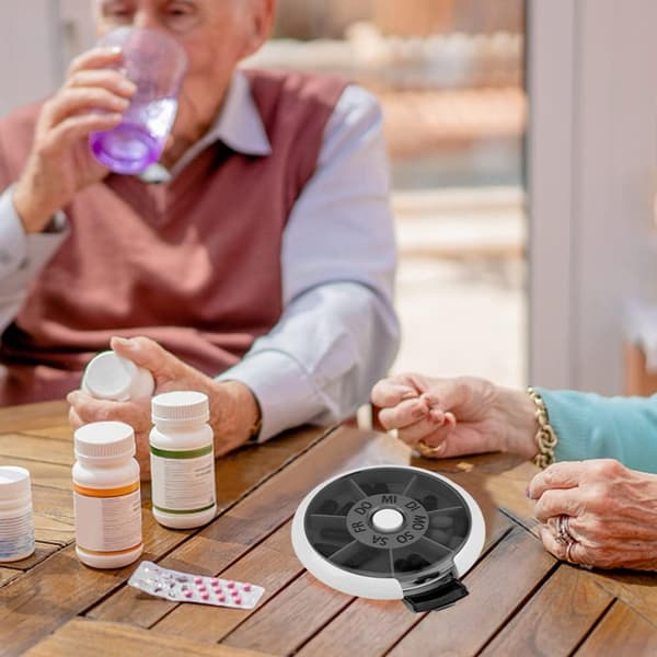 Daily Round Pill Box, Portable Rotating Small Pill Box, Weekly Dosing, 7 Compartment Pill Box