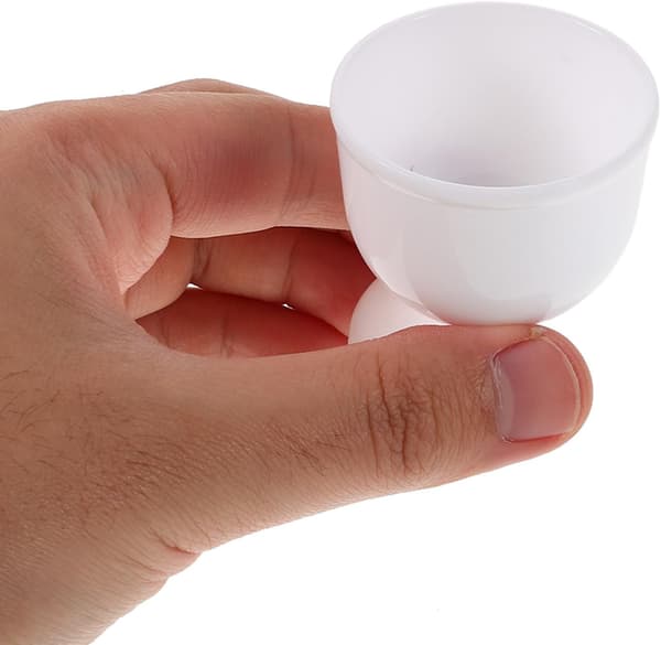 6 Pieces Reusable Egg Cups in White PP Material for Multiple People, Chicken Egg Holder