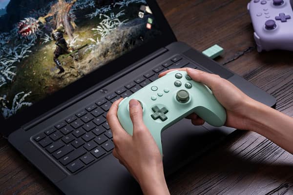 8Bitdo Ultimate C 2.4g Langaton Ohjain Windows PC:lle, Androidille, Steam Deckille & Raspberry Pi:lle (Kenttävihreä)