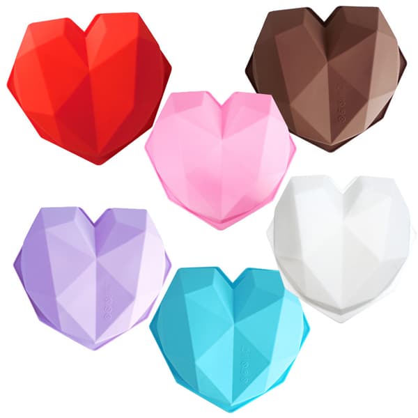 Silikoneform til bagning af diamantformede hjerteformede kager