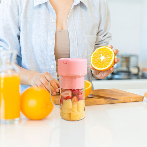 Light Direction Bärbar Juicer USB Laddning Mini Juicer Fruktjuicer Rosa