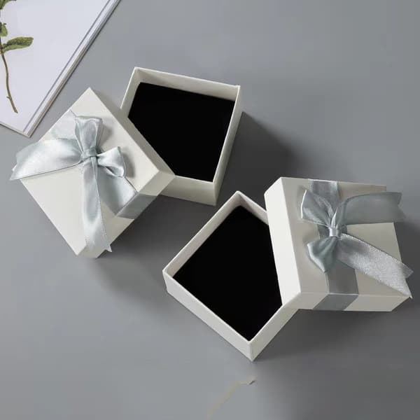 White Bow Tie Gift Box, Decorated with Empty Boxes and Free Packaging