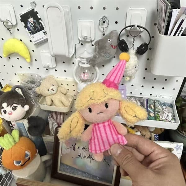 Adoudou Cute Fluffy Plush Gnome Keychain - Star Hat Soft Wool Pendant for Bag Charm