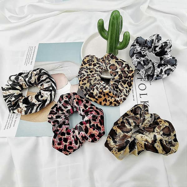 10 st Leopard Scrunchies för kvinnor Sammet Cheetah Mönster Scrunchie Elastiskt Hår