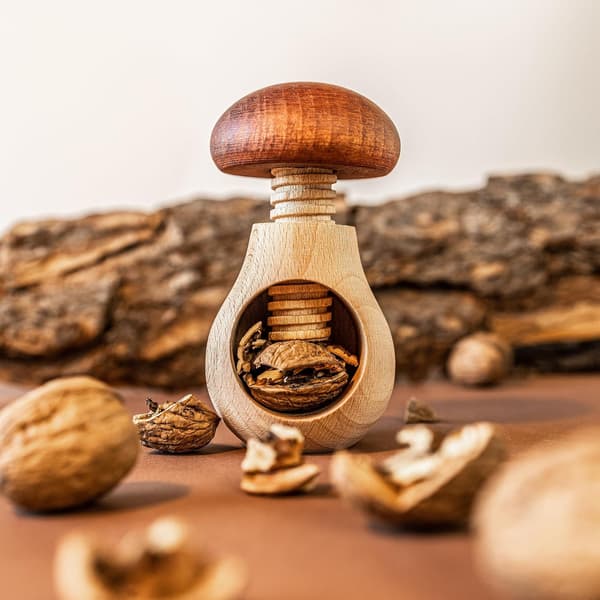 Creative Home Wooden Nutcracker | Manual Nutcracker for the Kitchen | 10 x 6 cm | Mushroom Shape | Natural Beech