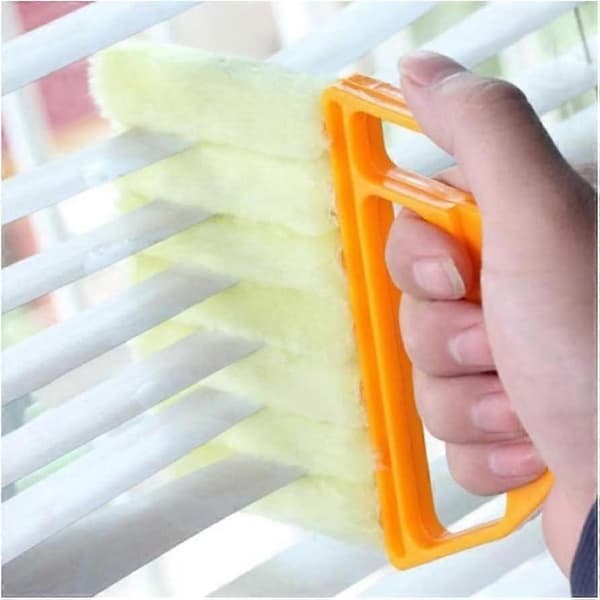 Wet Dry Blind Cleaner Brush with Ergonomic Handle Blinds Home Care & Cleaning Tool Damp Duster
