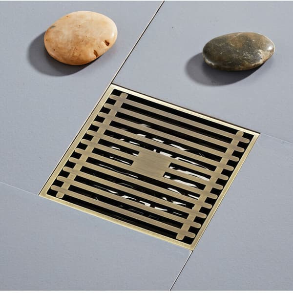 Firkantet sluk for baderom, 10 x 10 cm, avløpsrist, sluk i antikk messing