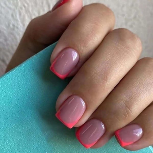 Korta Fyrkantiga Lösnaglar Rosfransk Press på Naglar Söta Nageltips Akryl Enfärgade Naglar Falska Naglar för Kvinnor och Flickor 24 st