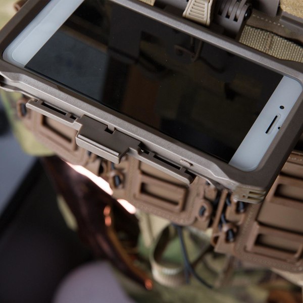 Armeijan mobiilipussi ulkona metsästysliivien varusteiden phone case Ip Xs MaxBlack -värille