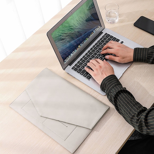 Laptopväska. Läderyta, Frostad Innerfoder. För Tablets Upp Till 18,3 Tum Grå