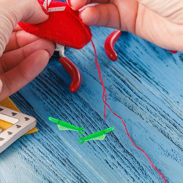 30 Pieces Fish-Shaped Threaders Sewing Machine Tools Automatic Needle Threader