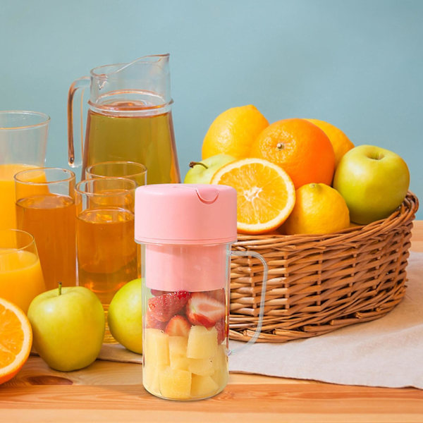 Light Direction Bärbar Juicer USB Laddning Mini Juicer Fruktjuicer Rosa