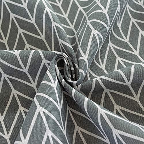 Round tablecloth in solid color cotton and linen weave, with fringes