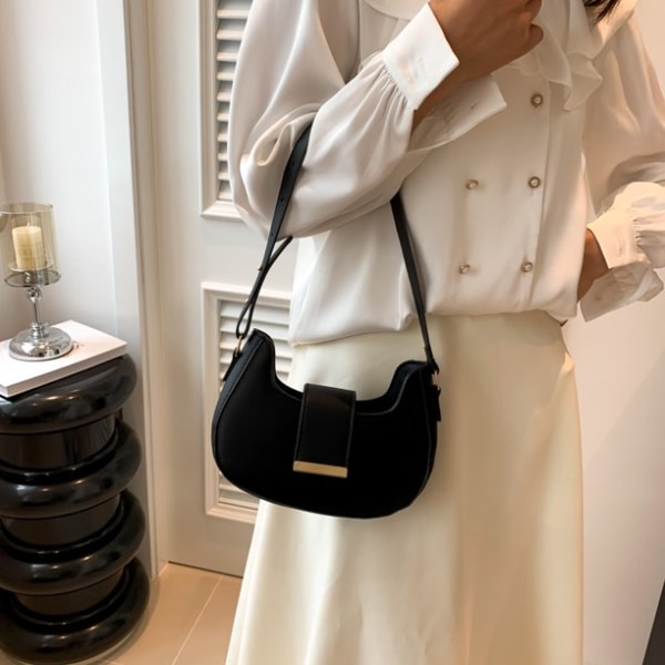 Damer Handväskor PU Läder Axelväska Elegant Casual Crossbody Väskor (Svart)