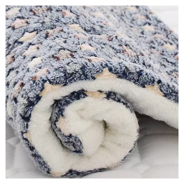 Thick Pet Bed Mat Soft Comfortable Pet Flannel Blanket Winter Warming Pet Pad Blue Background No. 4 Blue Background No. 4